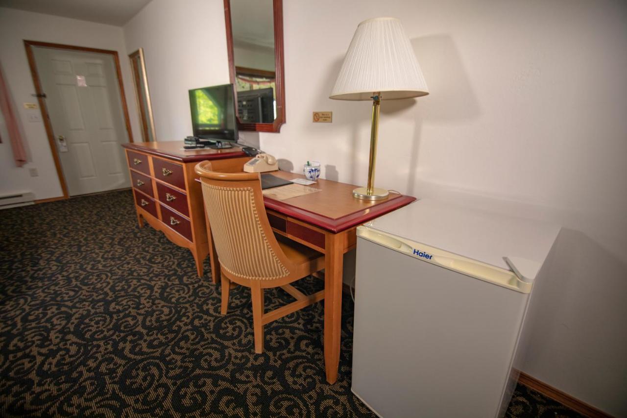 Coachlite Inn Sister Bay Ngoại thất bức ảnh