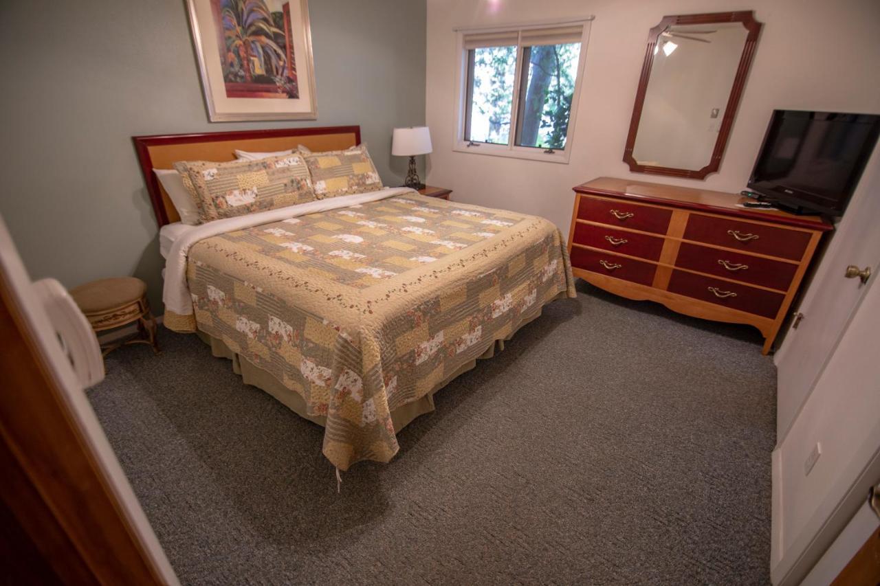 Coachlite Inn Sister Bay Ngoại thất bức ảnh