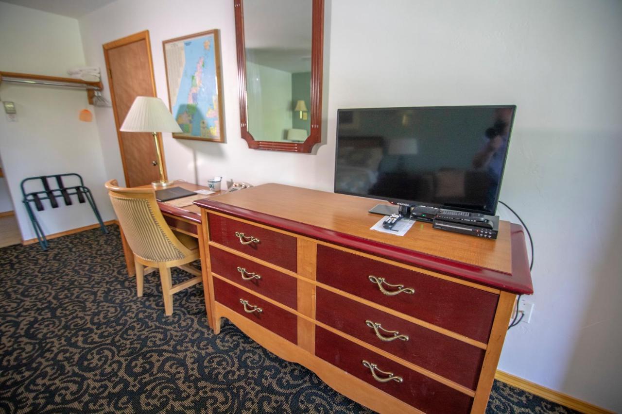 Coachlite Inn Sister Bay Ngoại thất bức ảnh