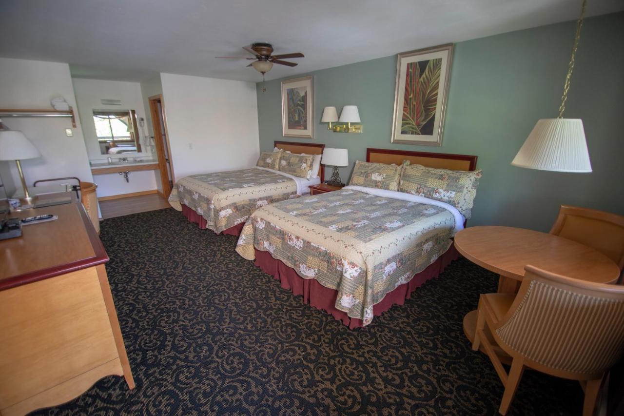 Coachlite Inn Sister Bay Ngoại thất bức ảnh